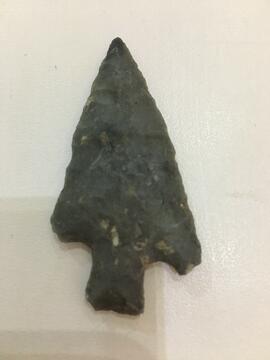 Preforma de cabezal lítico/punta lítica